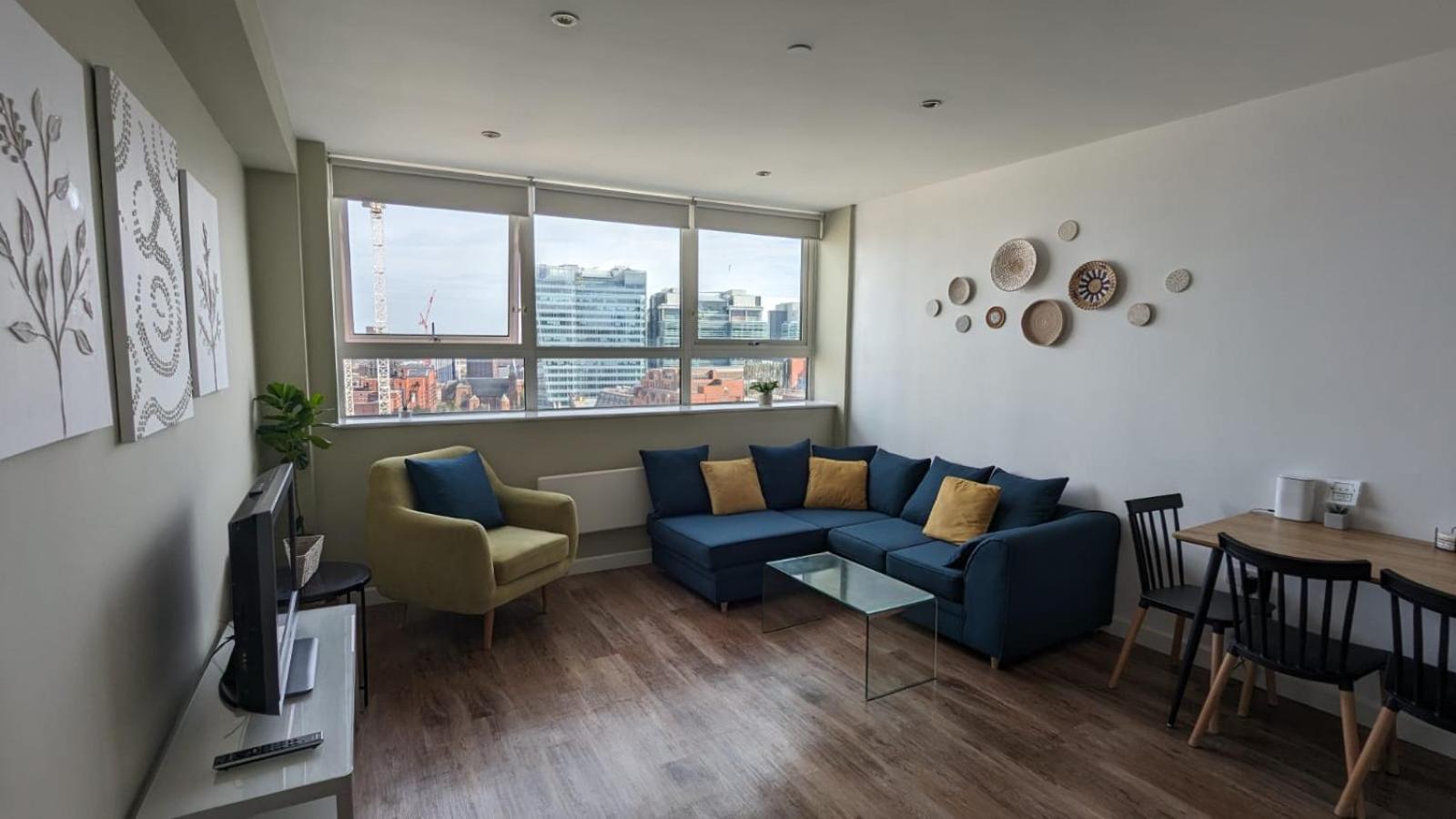 1 Bedroom City Centre Apartment Бирмингам Екстериор снимка